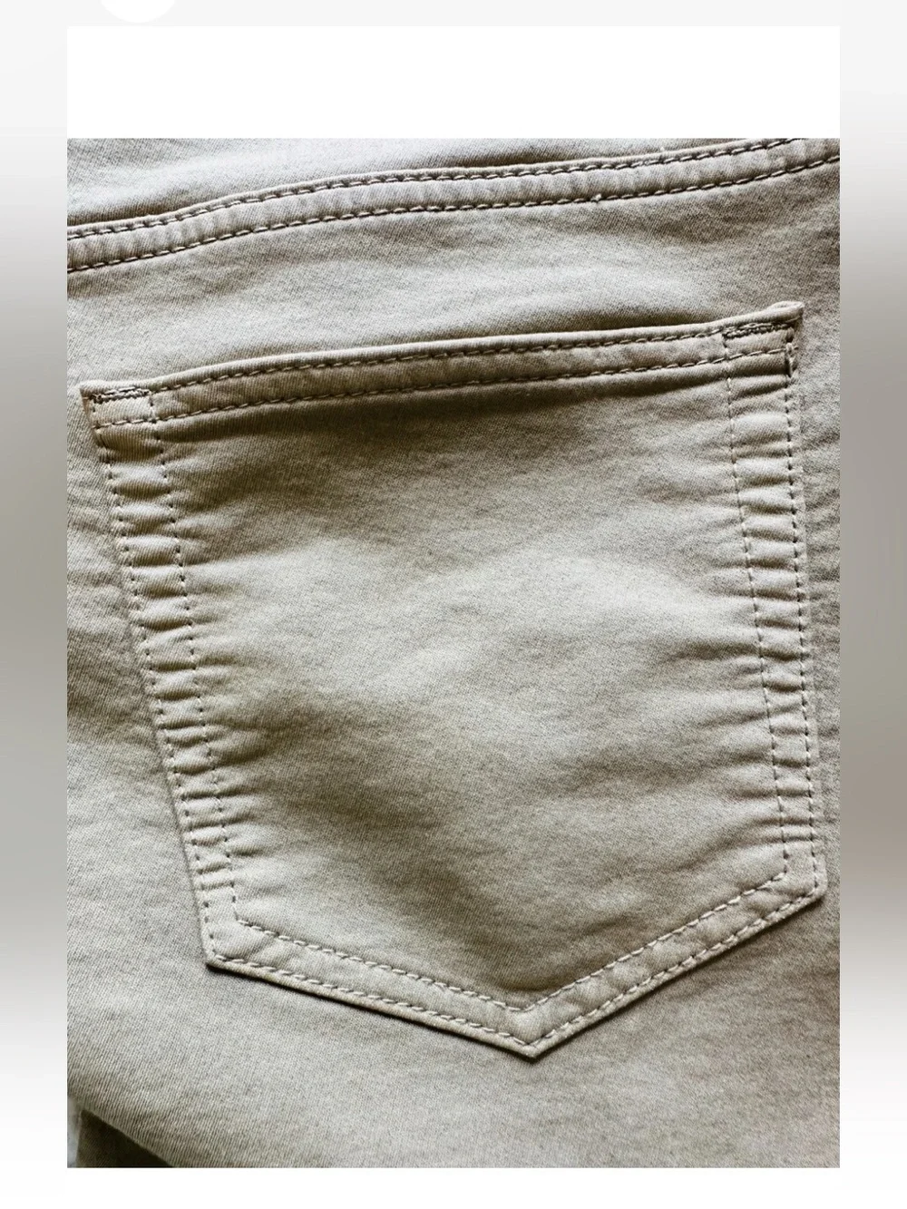Articles OF Society Men’s 34x30 Baggy Fit Denim British Khaki Jeans